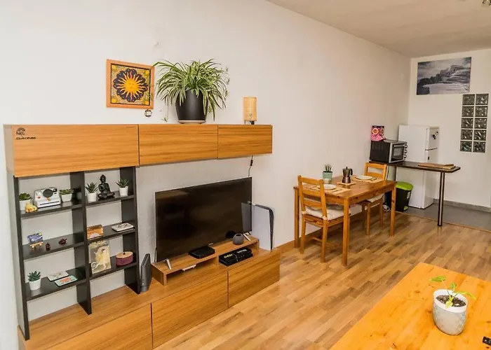 The Sn Sierra Nevada